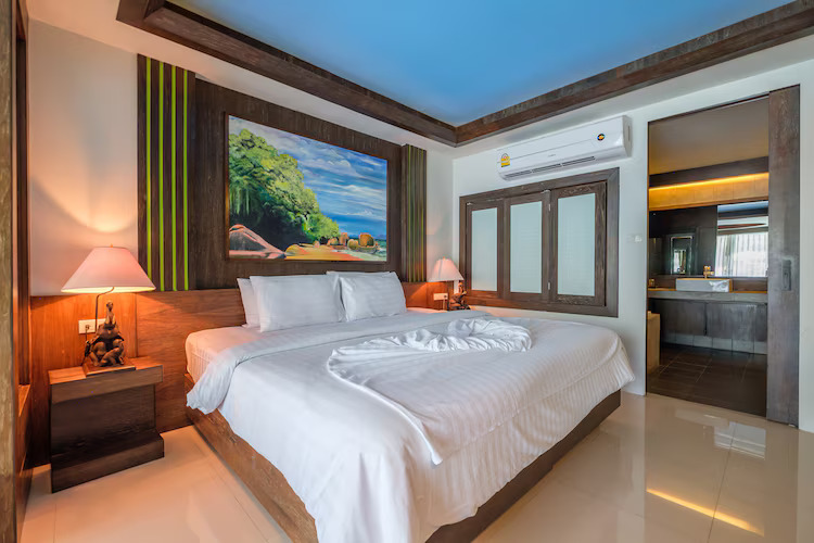 Suite Room 1
