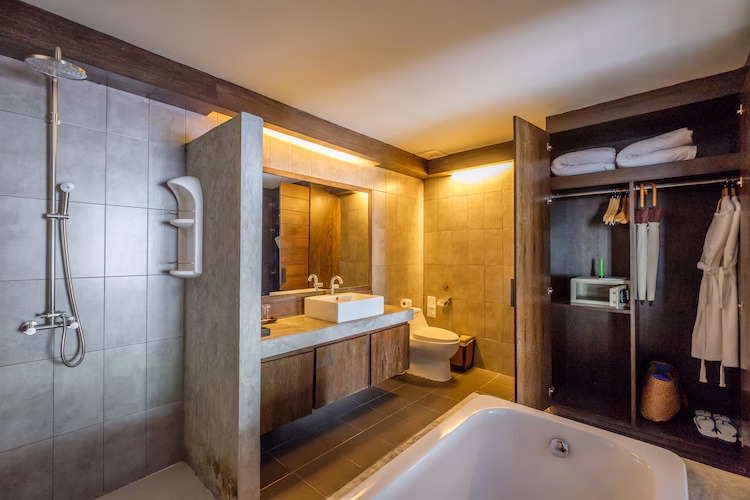 Suite Room 2